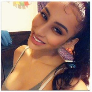 Meet your Posher, Celia